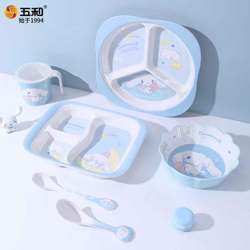 Baby Food Eating - Sanrio Sofra Takımı Yanık Önleyici Kase